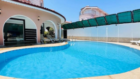 Super 4 Bedroom Villa with PoolVilla